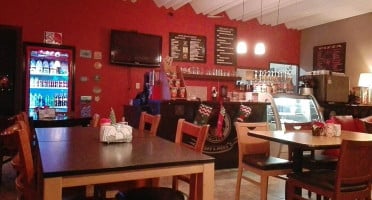 Black Coffee Cafe Pizza inside