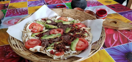 El Rincón De Oaxaca Tlayuderia. food