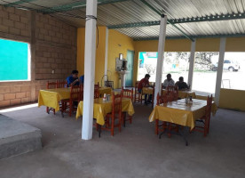 Comedor El Porton outside