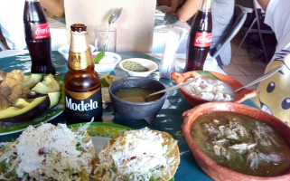 Pozoleria Doña Mane food