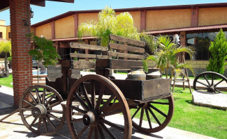 Salon De Eventos Los Gavilanes outside