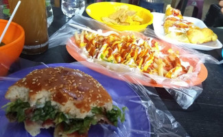 Burger Pillo Calimaya food