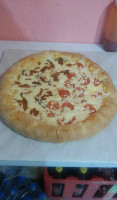 Armans Pizzas food