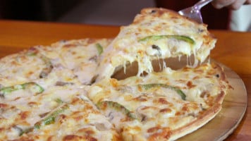 Pizzas Tauro food