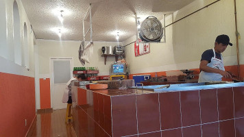 Taqueria El Güero inside