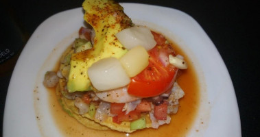 Mariscos El Guero food