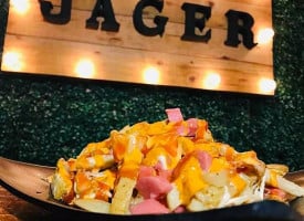 JÄger •burger Wings• Comida