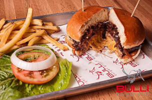 Bulli Burger Grill food