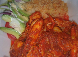 Pozoleria Y Mariscos Laury food