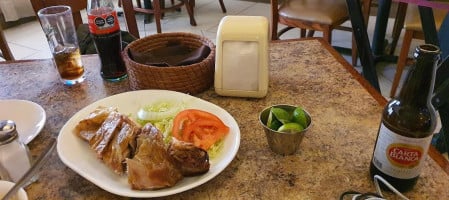 Los Fresnos (suc. Apodaca) food