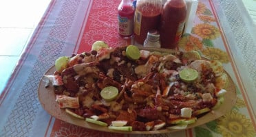 Laguna Azul food