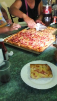 Giorgios Pizza food