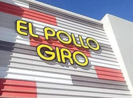 El Pollo Giro outside