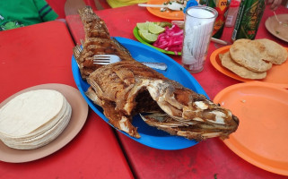 Pescadería El Amigo Coco food