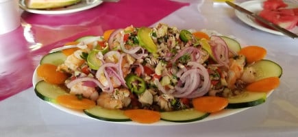 Familiar Y Mariscos Cacha food