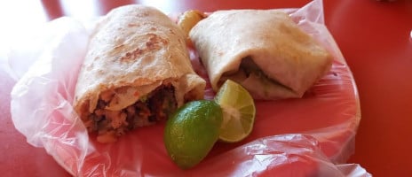 Taqueria El Flaco food