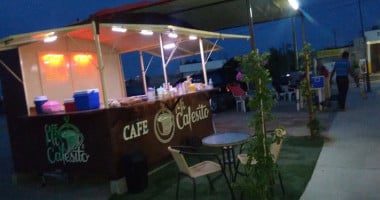 Cafe Mi Cafecito outside