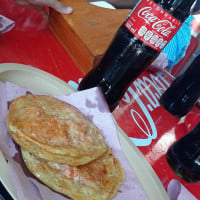 Gorditas De La Estación food