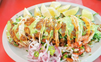 Gran Festín Taquería food