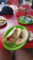 Quesadillas de la Colonia food