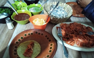 Tacos Y Tortas García food