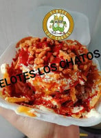 Elotes Los Chatos food