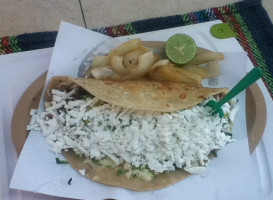 Taqueria El Moro food