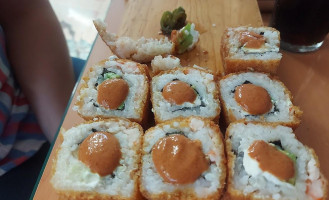 Sushi El Trapiche, Avenida Cuahutemoc, Plaza Ometepec. Gro. food