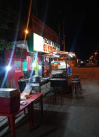 Tacos Y Tortas El Veloz outside