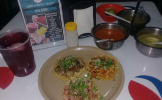 Tacos Los Zurdos De Arandas Comida
