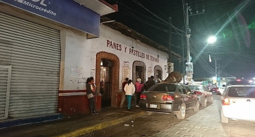 Panes Y Pasteles Tenango outside