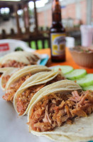 Carnitas El Picudo food