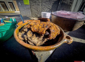 Del Taco Con Huarache Al Volcán food