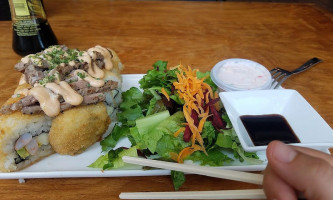 Charlie's Sushi, Salads Grill food