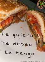 De La Burger Tapanatepec food