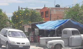 Tacos Y Hamburguesas En Paso Del 40 outside