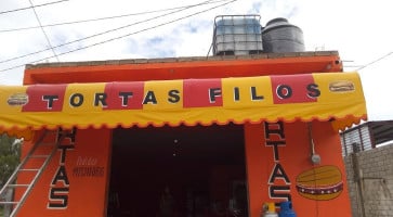 Tortas Filos Originales outside