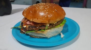 Zangui-burger food