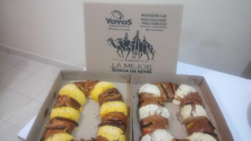 Yoyos Panadería menu