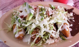 Las Enchiladas, Antojitos Veracruzanos. food