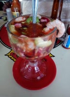 Mariscos Carlitos food