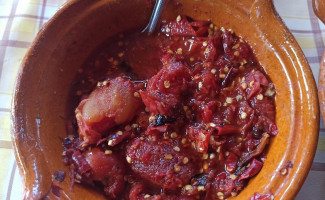 Gorditas Los Jarritos food