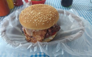 El Argentino Hamburgesas Al Carbon. food