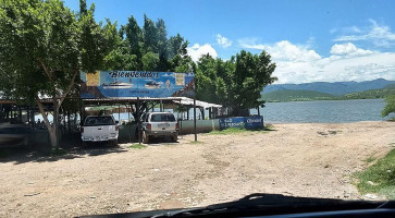 Palapa El Hijo Del Pescador Oficial outside