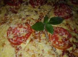 Beneventos Pizza food