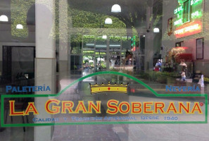 La Gran Soberana outside