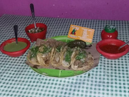 Taqueria Los Thoreados Gallegos food