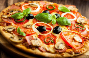 Pizzeria Tradicional Italiana food