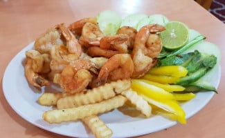 Mariscos Neptuno food