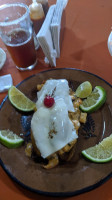 El Pescador food